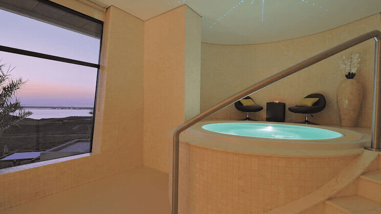 Radisson Blu Hotel, Abu Dhabi Yas Island